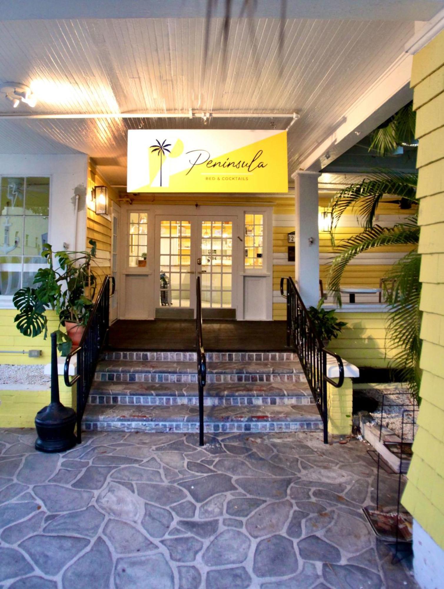 Peninsula Bed & Cocktails Gulfport Exterior foto
